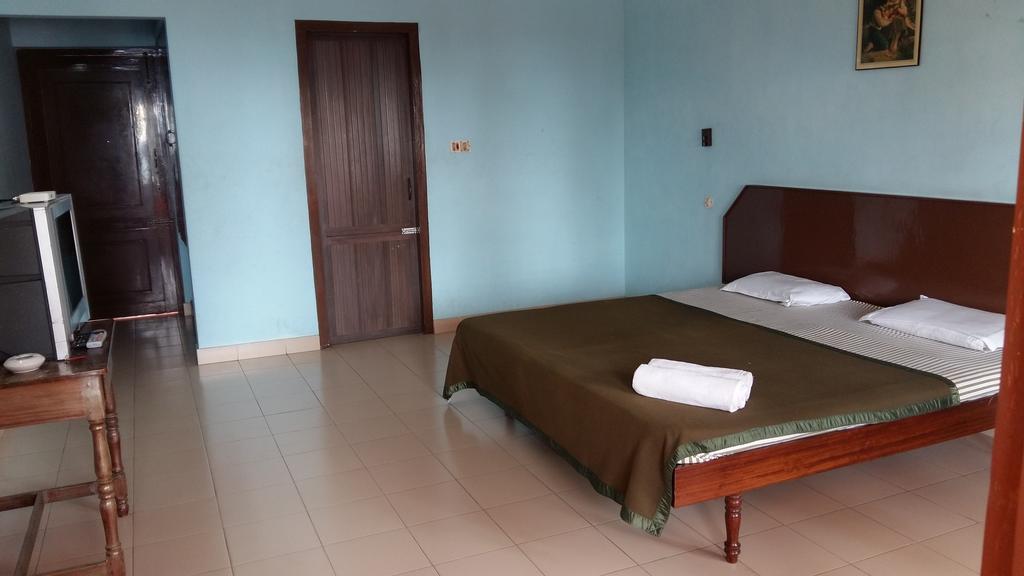 Hotel Seaweed Kovalam Bagian luar foto