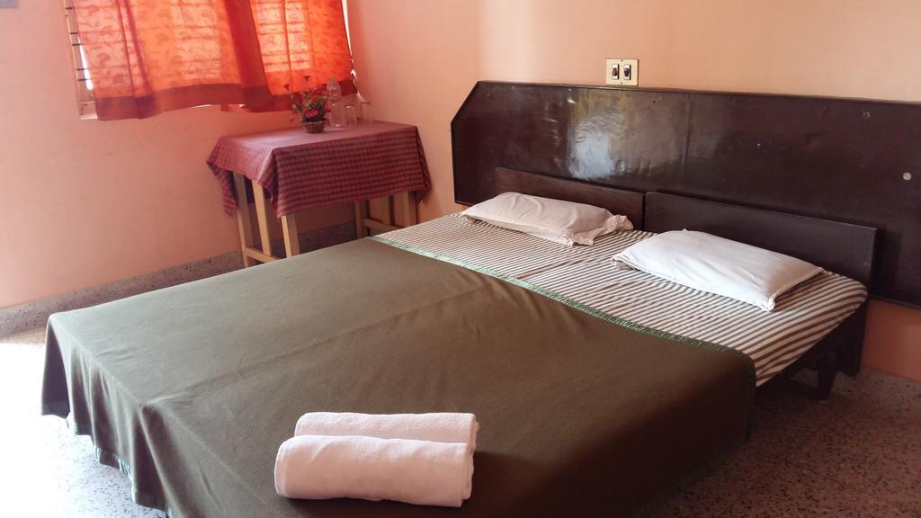 Hotel Seaweed Kovalam Bagian luar foto